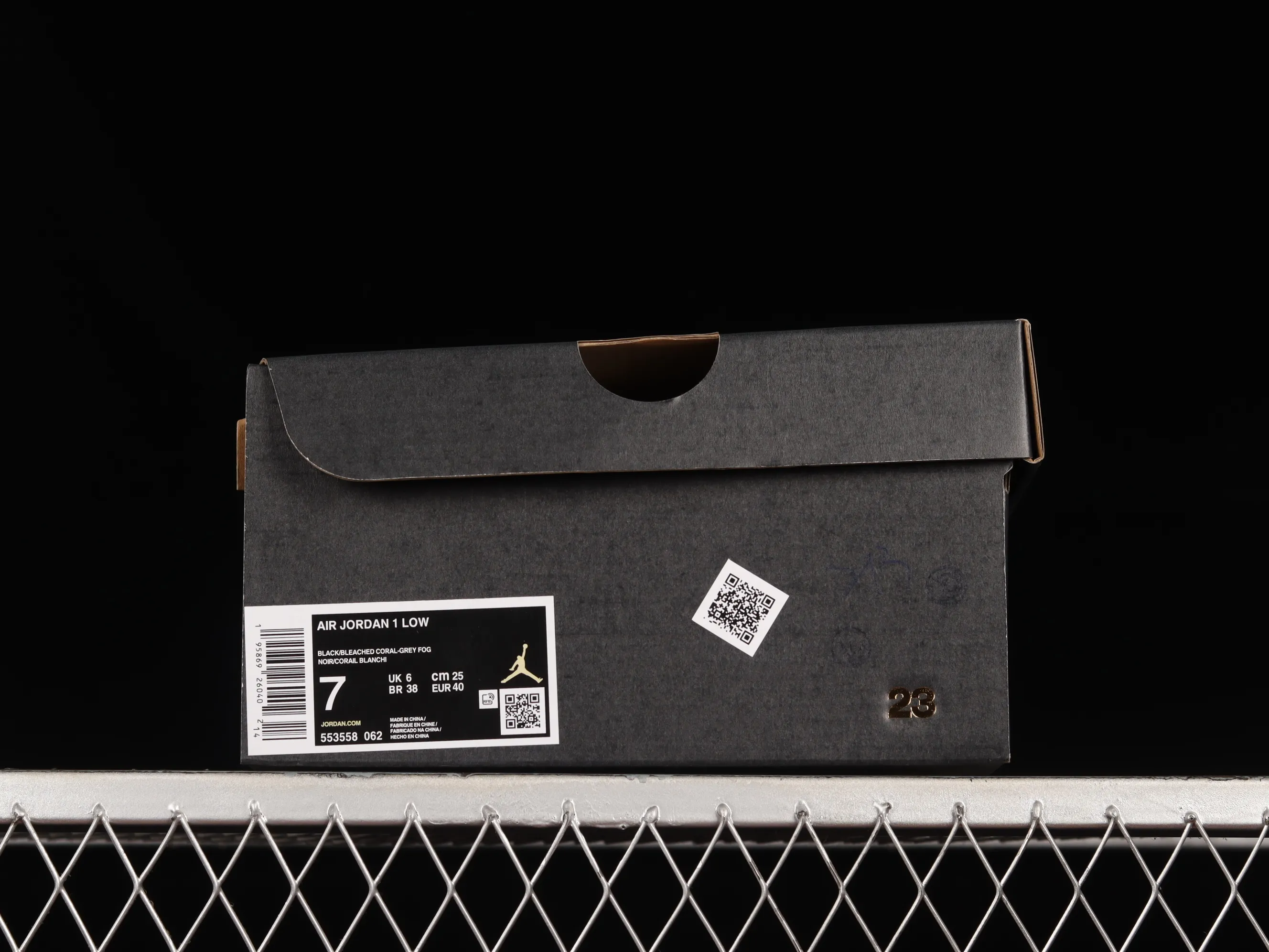 All categories Air Jordan Jordan series basketball shoes Air Jordan 1 Low Z version Air Jordan 1 Low AJ1 Joe 1 customized version strap deconstruction sports culture basketball shoes 553558-062